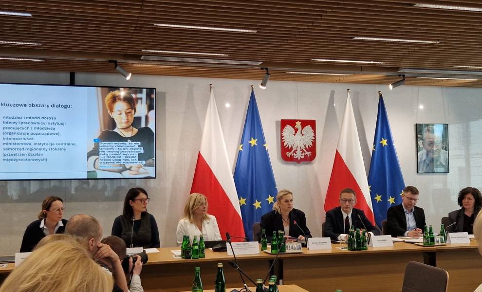 O sytuacji młodzieży i młodych dorosłych